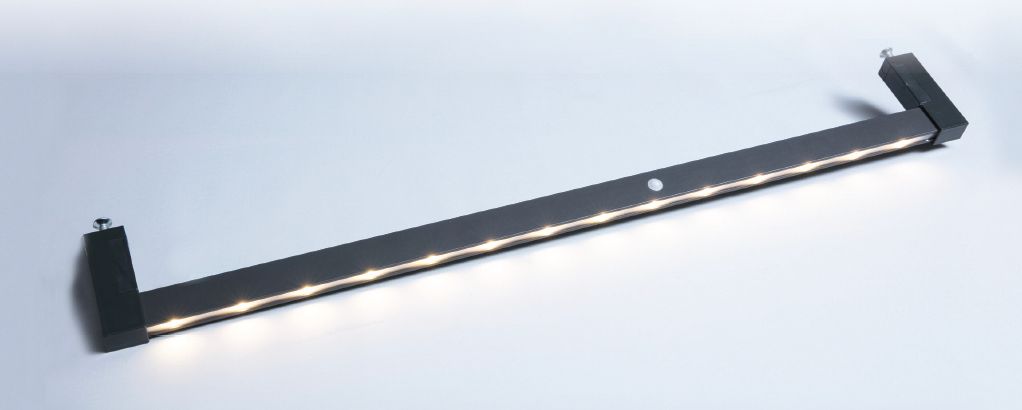 Bară haine LED Elite cu senzor — baterie